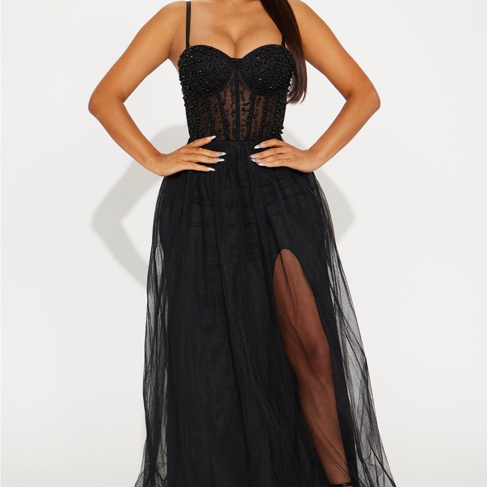 Fashion Nova Show Stopper Tulle Gown NWT
